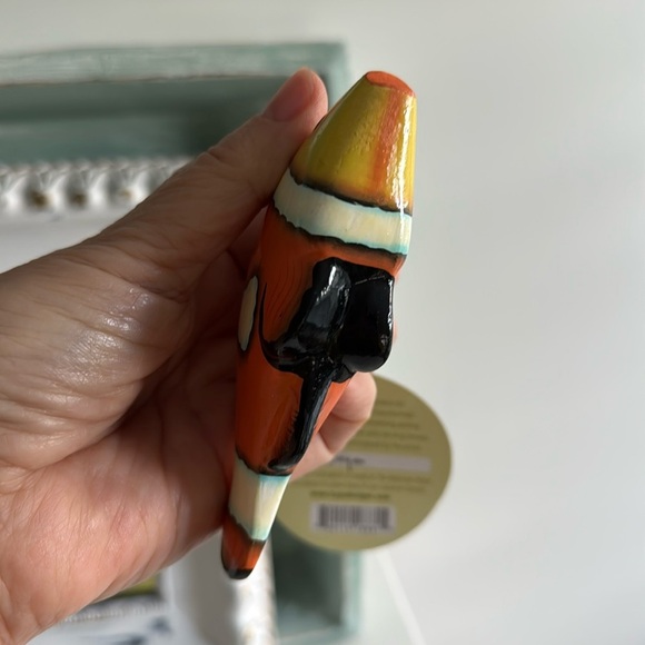 Artisan Made Wooden Ornament Clown Fish NWT - Picture 6 of 6